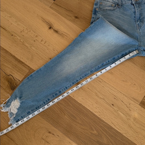 👖 Re Generation by Celebrity Pink Women’s Light Blue Denim Jeans Size 7/28 - Picture 6 of 9